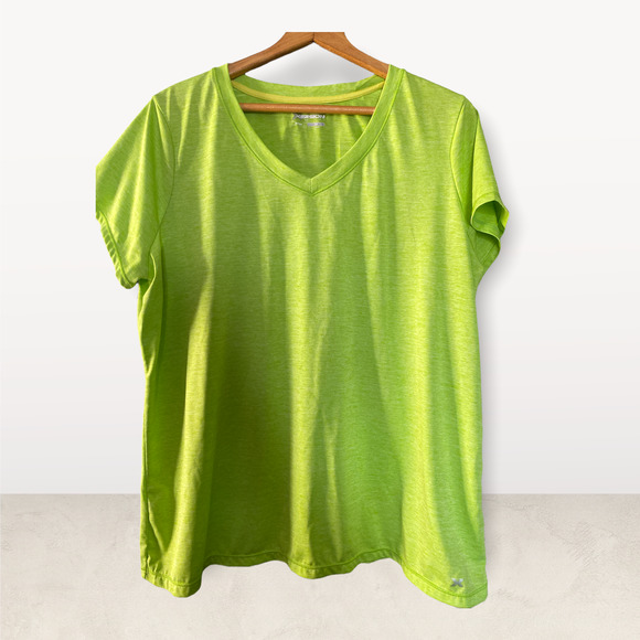 Xersion Ladies PosiCharge RacerMesh V-Neck Tee - Picture 4 of 4
